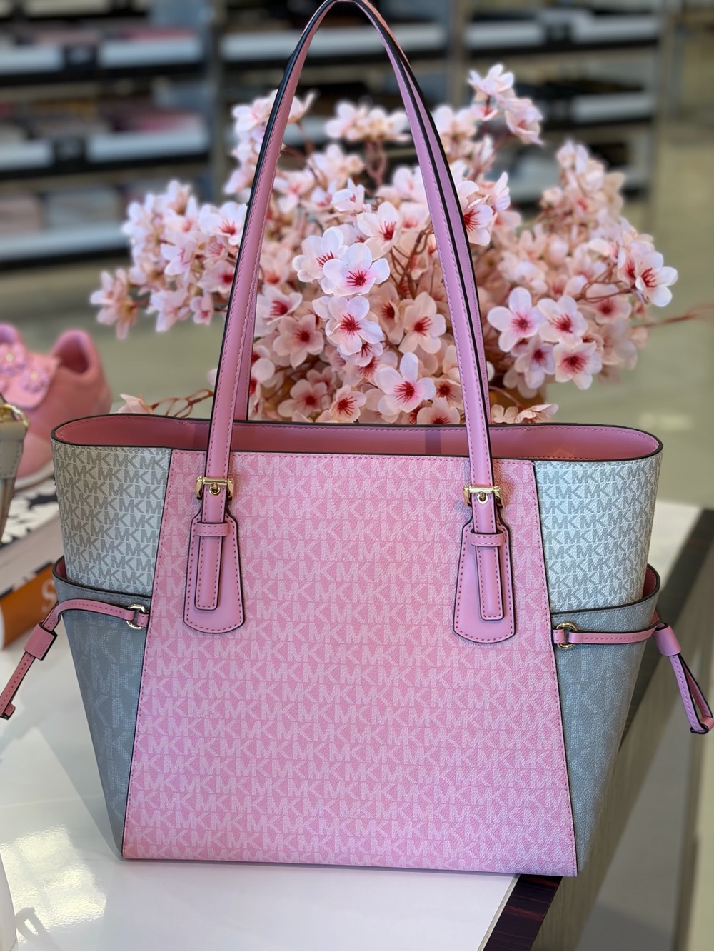 Michael Kors Pink and Gray Signature Tote with Matching Wallet - Picture 3 of 15